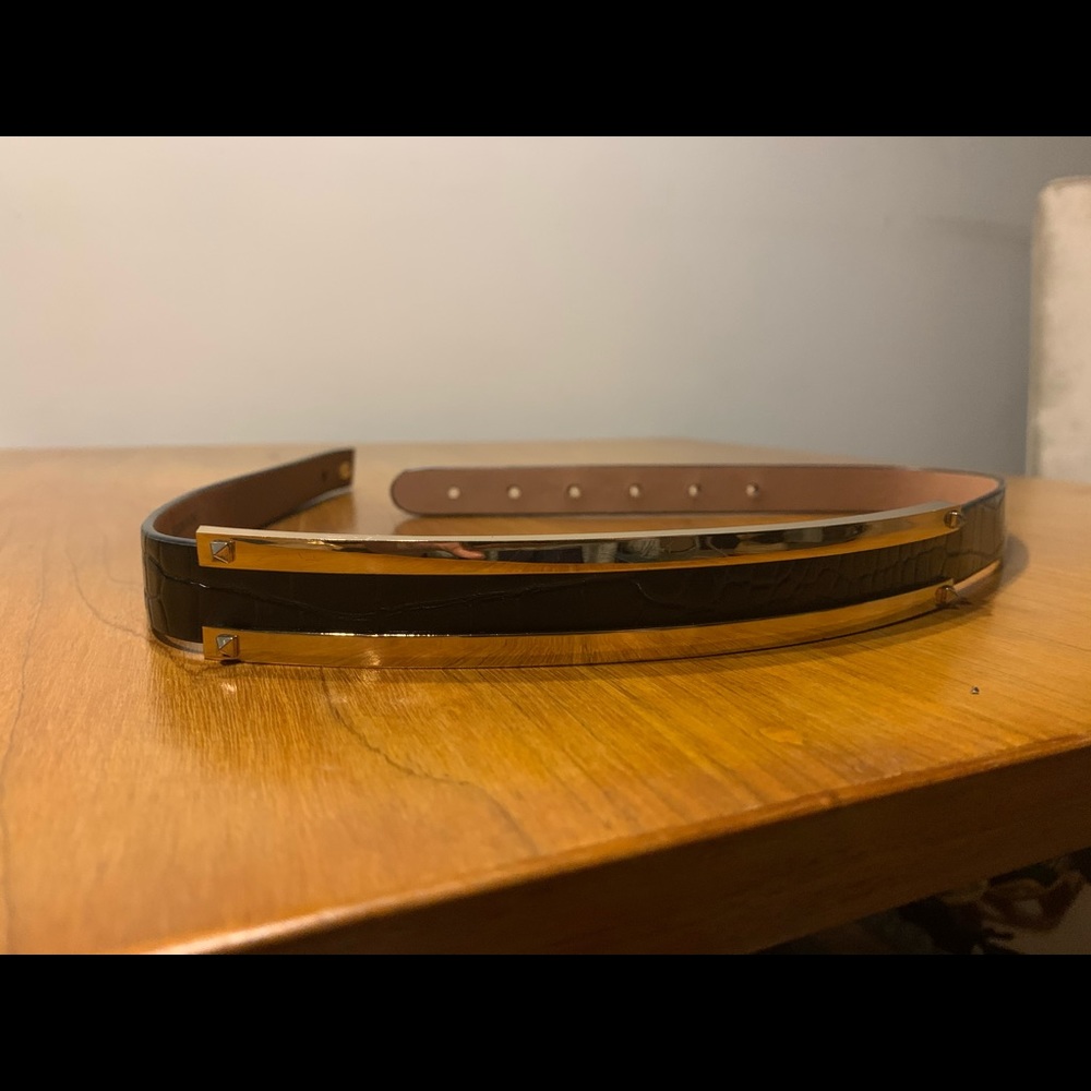 BCBG belt